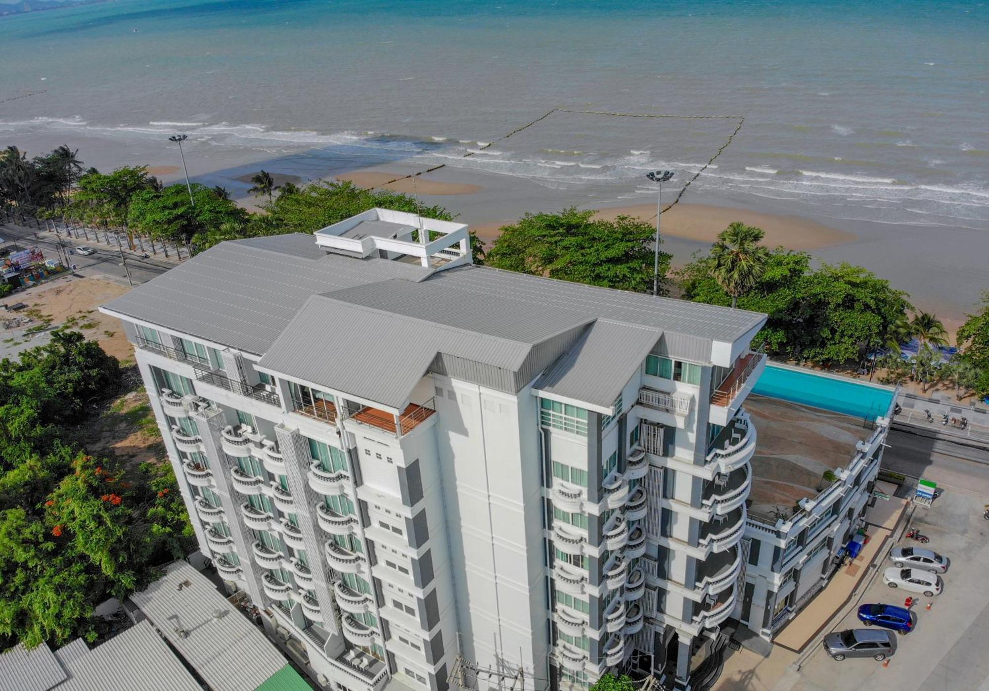 Jomtien Hisotel Kültér fotó