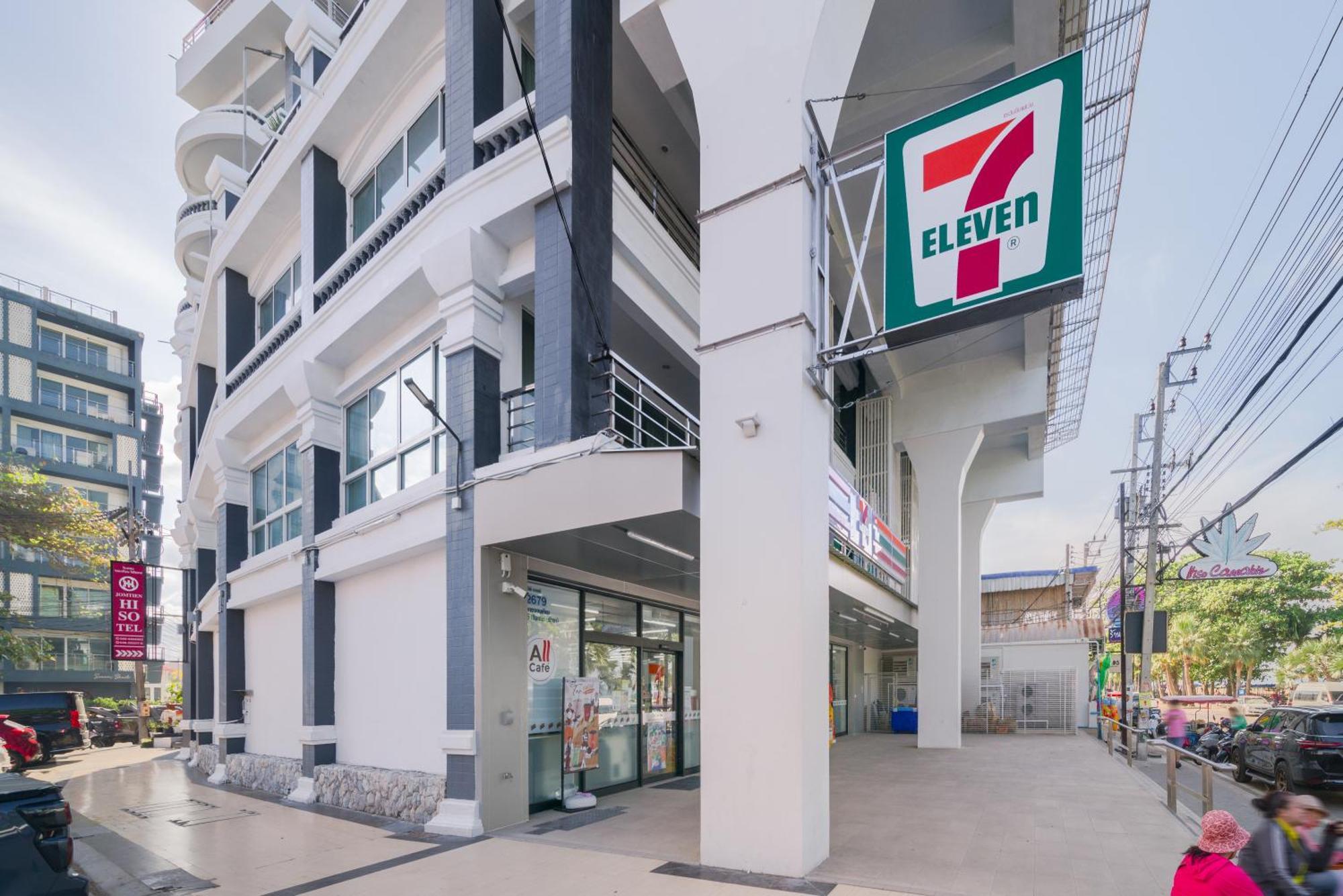 Jomtien Hisotel Kültér fotó